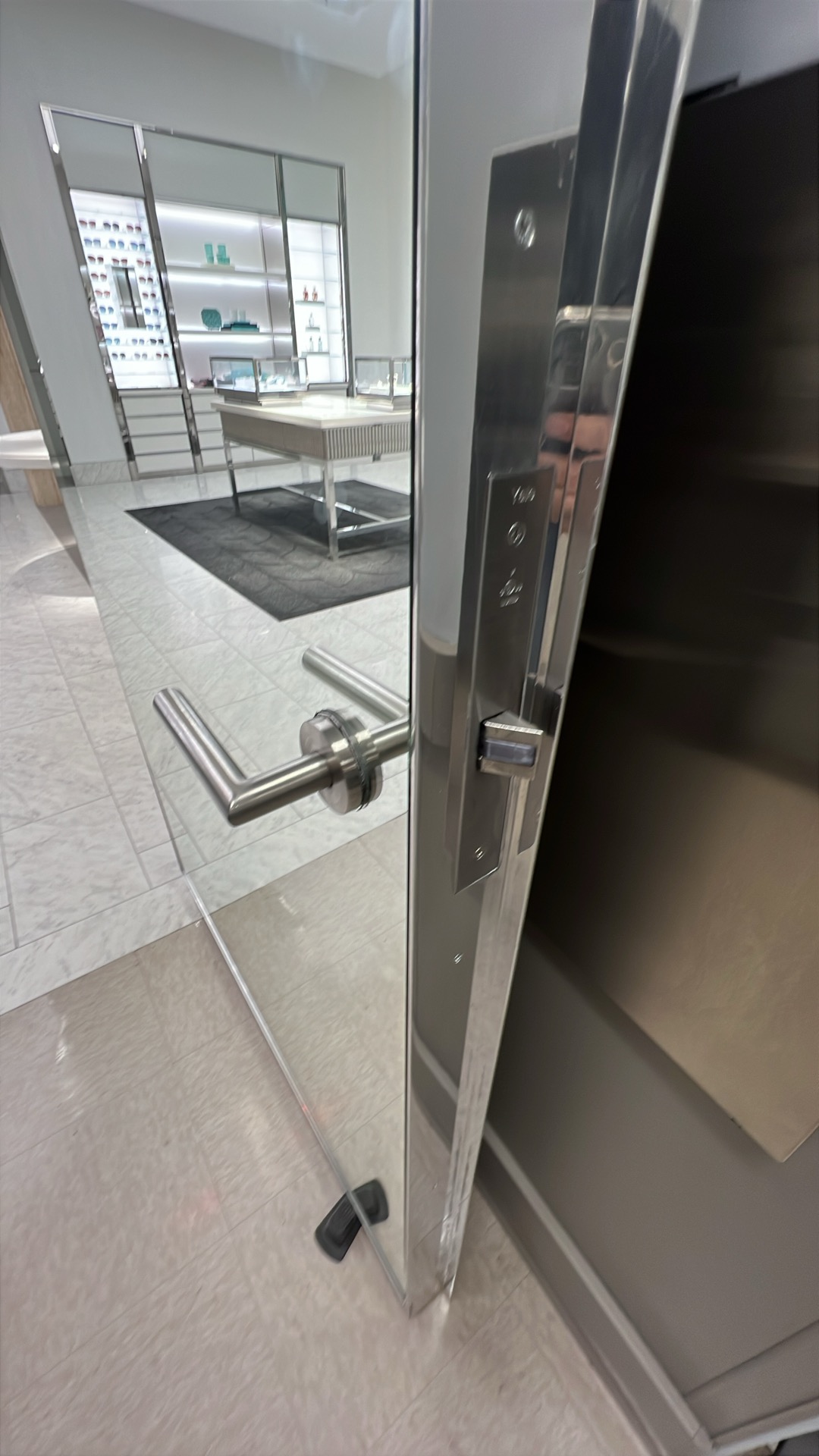 Glass Door Repair and Lock Replacement for Tiffany & Co.