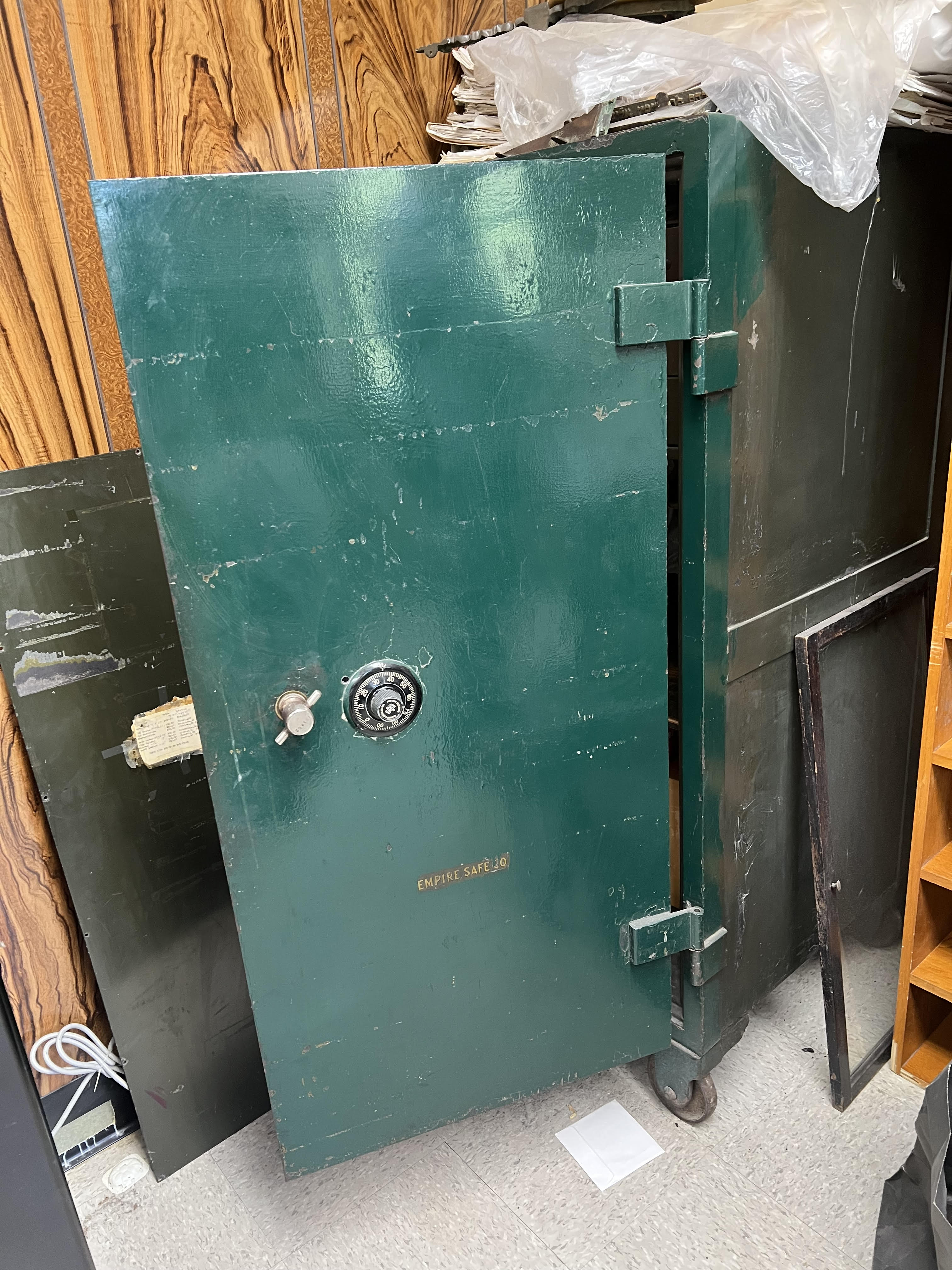 Combination Lock Safe Lockout